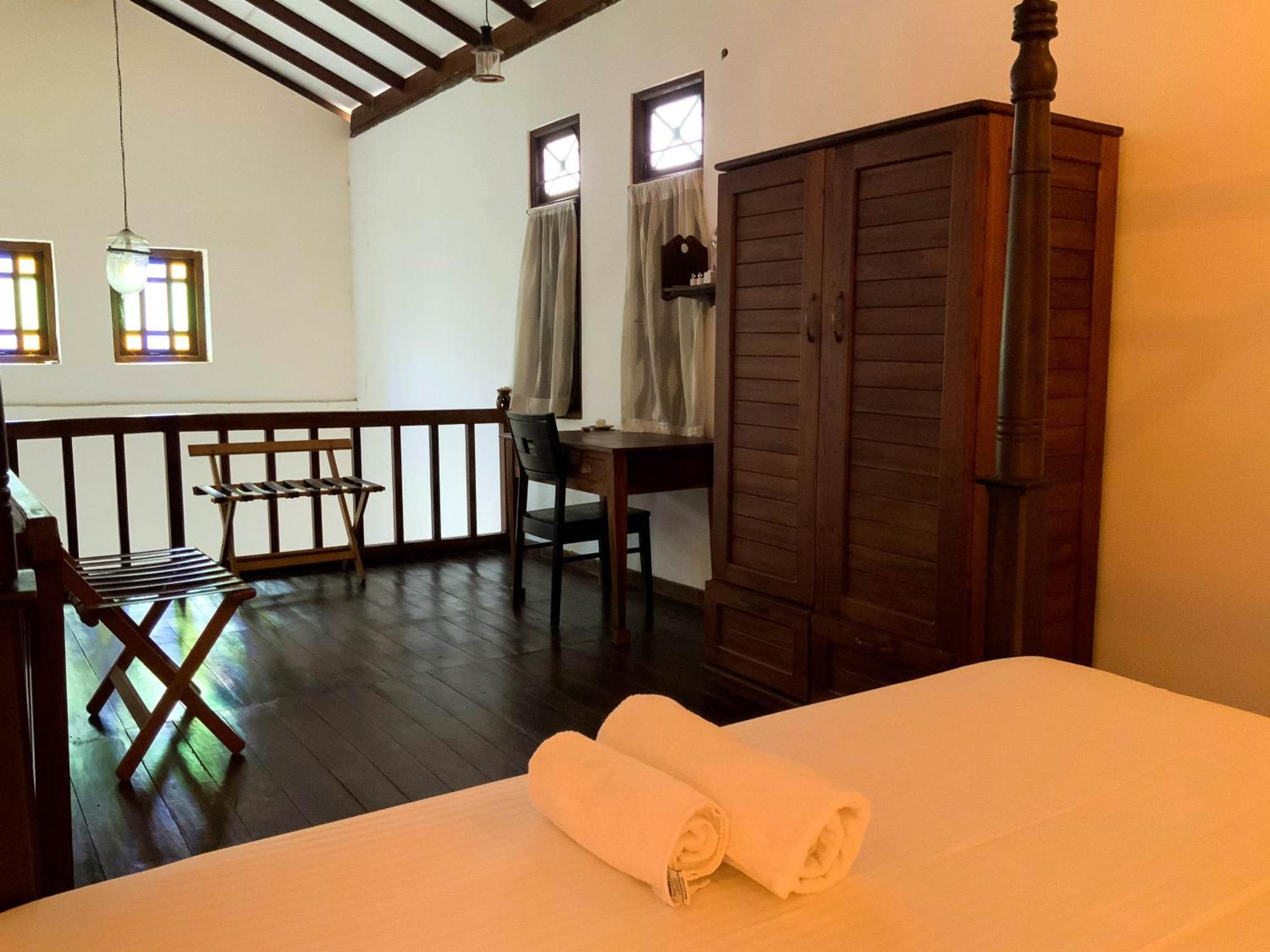 Headman House Antique Villa - A Seaside Royal Stay アハンガマ エクステリア 写真