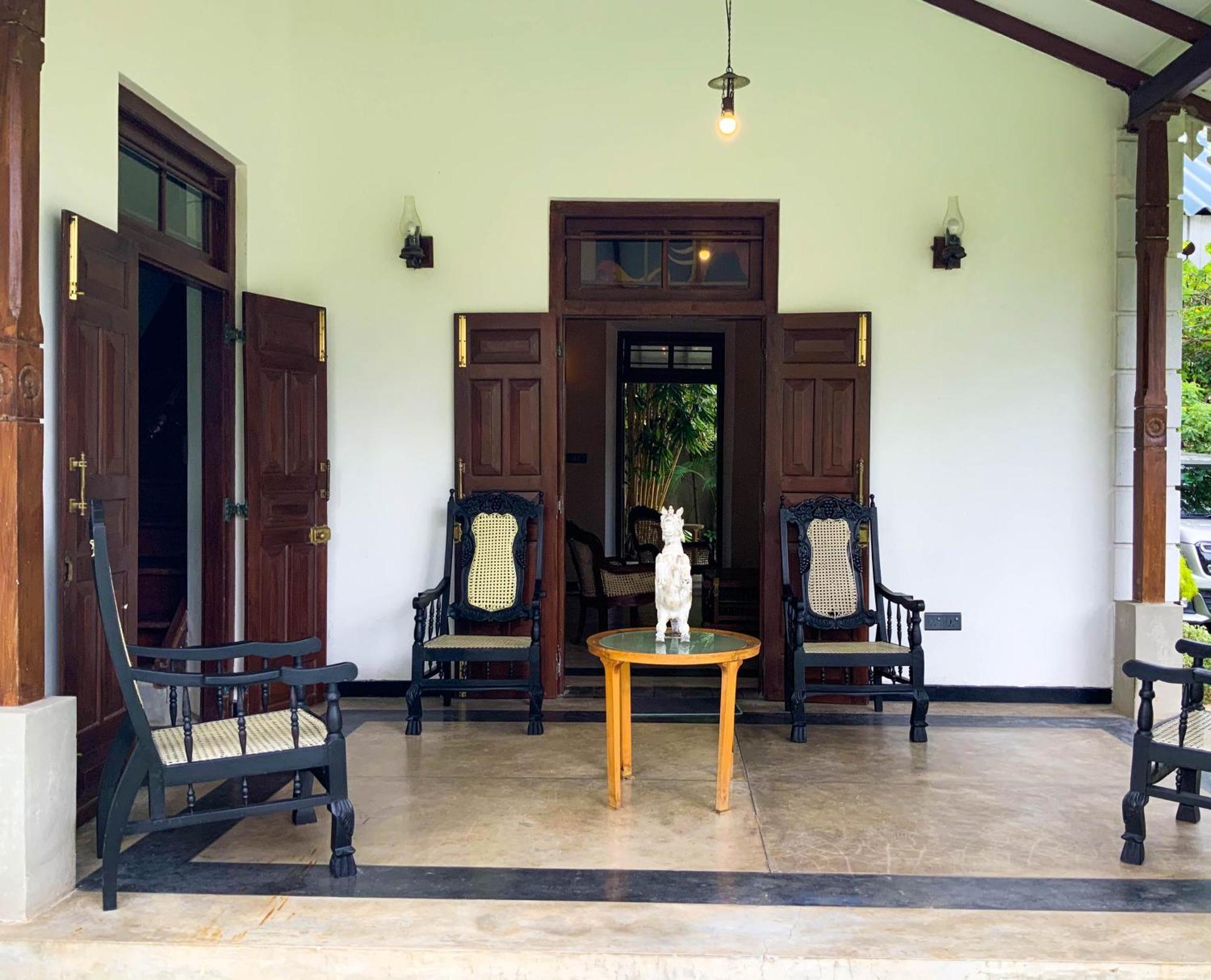 Headman House Antique Villa - A Seaside Royal Stay アハンガマ エクステリア 写真